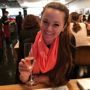 Meet your Posher, Caroline